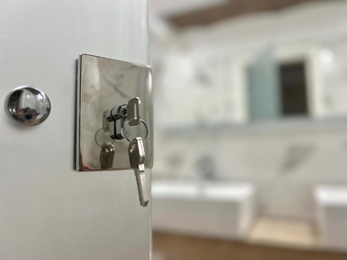 Miluar Luxury B&B - Vanvitelli เนเปิลส์ ภายนอก รูปภาพ