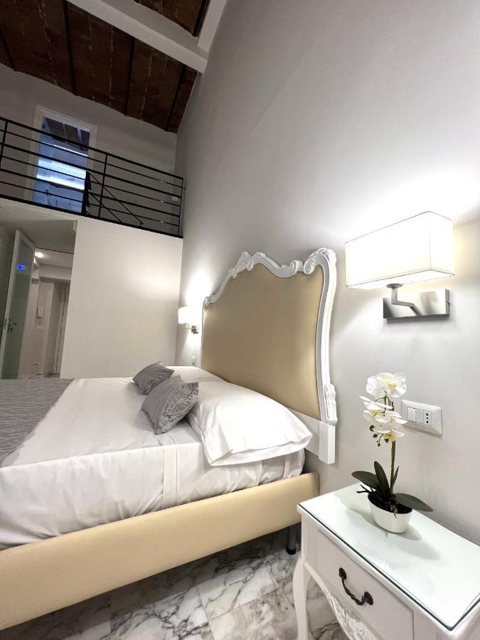 Miluar Luxury B&B - Vanvitelli เนเปิลส์ ภายนอก รูปภาพ